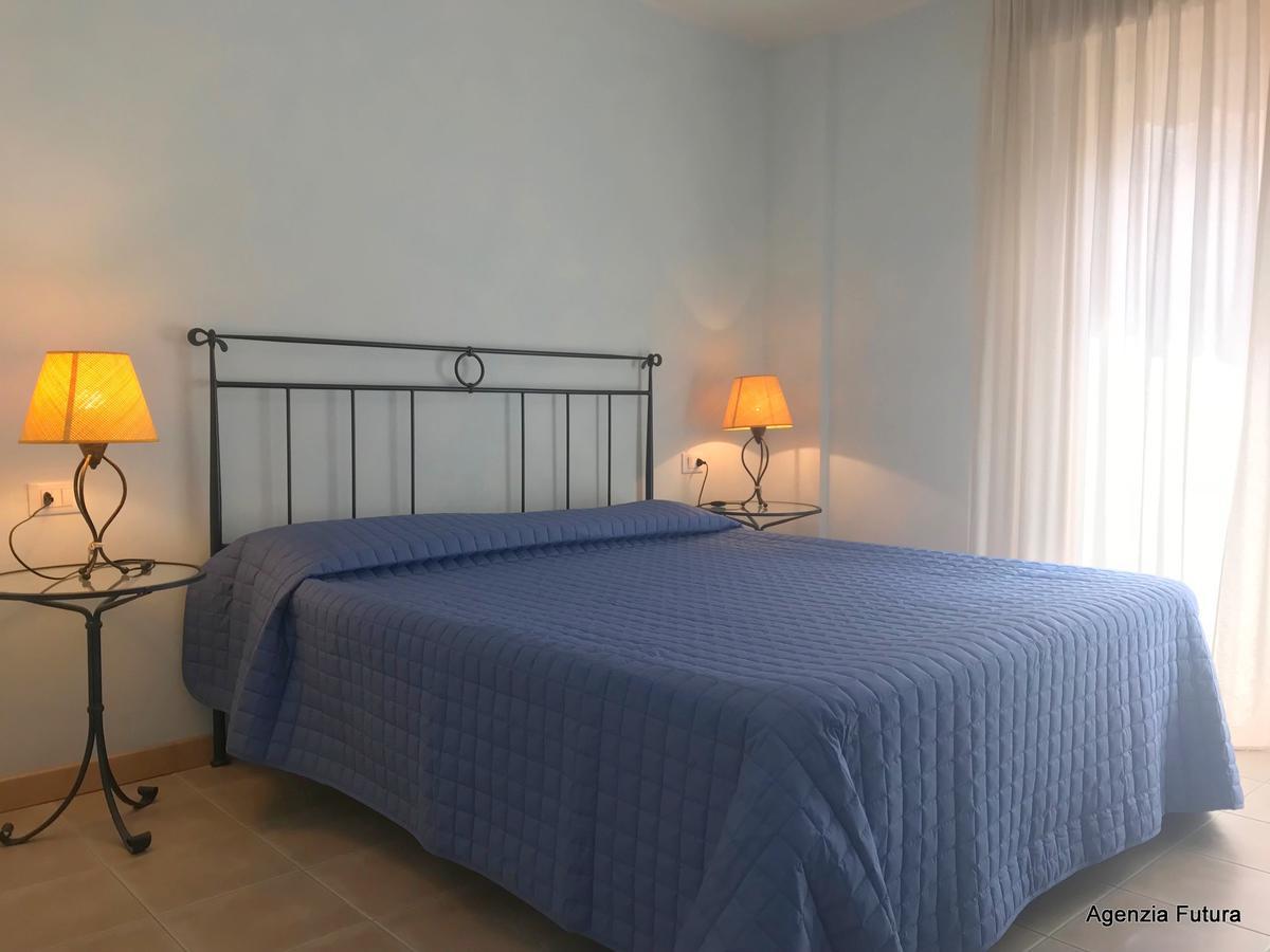 Residence Mirage Градо Екстериор снимка