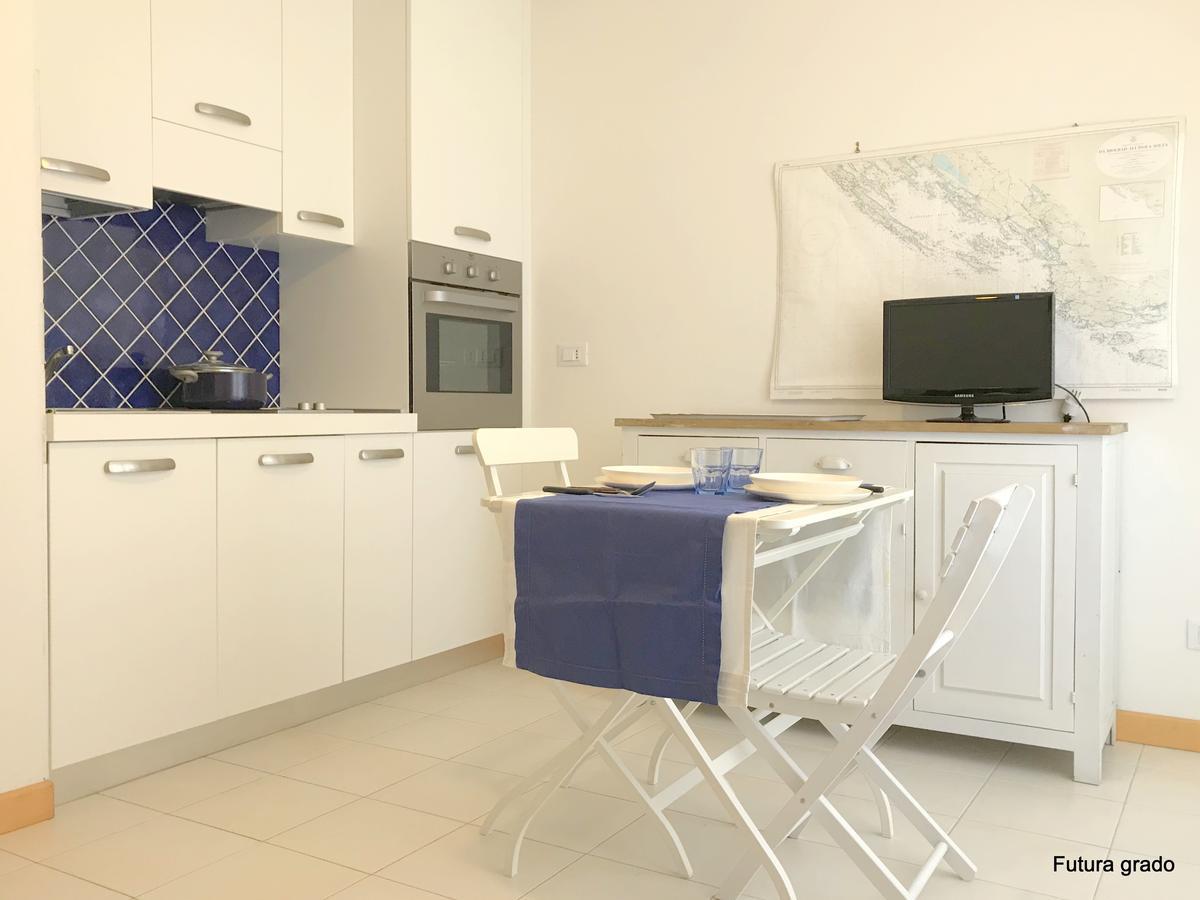 Residence Mirage Градо Екстериор снимка